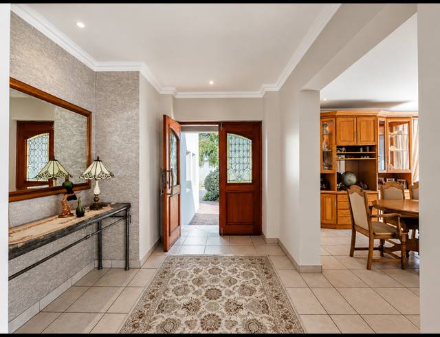 3 BEDROOM HOUSE FOR SALE IN THREE RIVERS EAST